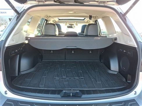 Used 2019 Subaru Forester Touring image 29