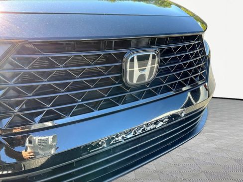 Used 2023 Honda Accord EX image 32