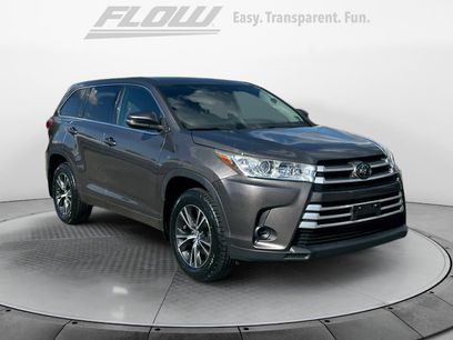 Used 2018 Toyota Highlander LE