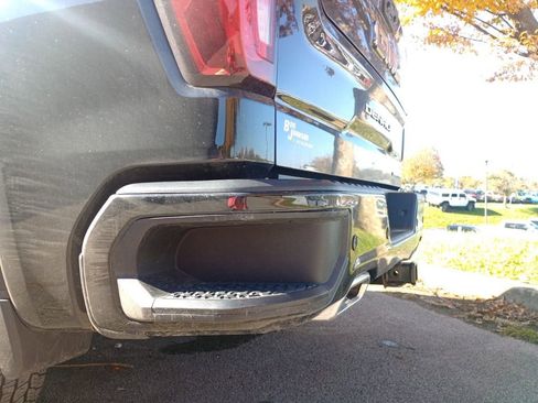 Used 2023 GMC Sierra 1500 Denali image 11