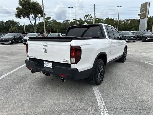 Used 2023 Honda Ridgeline Sport image 4