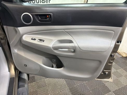 Used 2011 Toyota Tacoma 4x4 Double Cab w/ TRD Off-Road Pkg w/JBL Audio image 13