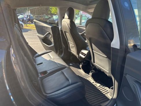 Used 2024 Tesla Model Y Long Range image 20
