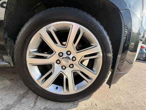 Used 2015 Cadillac Escalade Luxury RWD image 30