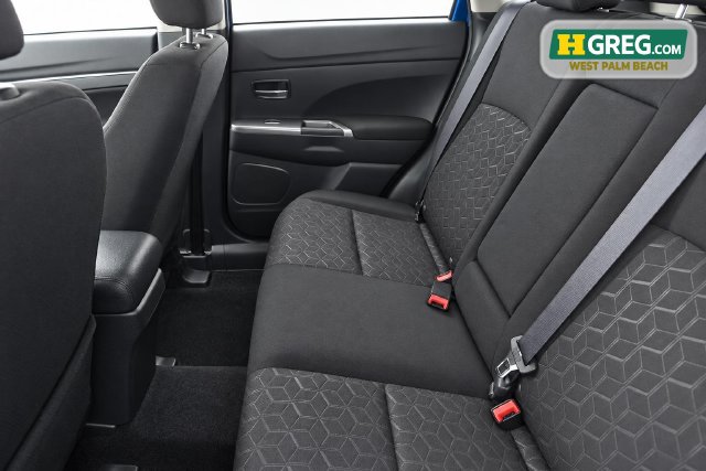 Used 2020 Mitsubishi Outlander Sport SE AWD/4WD image 12