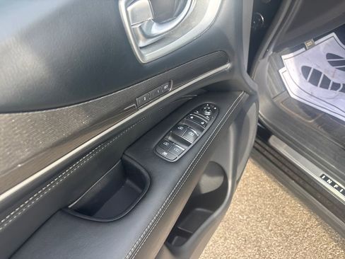 Used 2019 INFINITI QX60 Luxe w/ Essential Package image 16