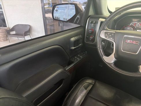 Used 2015 GMC Sierra 1500 SLT w/ SLT Crew Cab Value Package image 21
