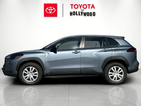 New 2026 Toyota Corolla Cross L image 9