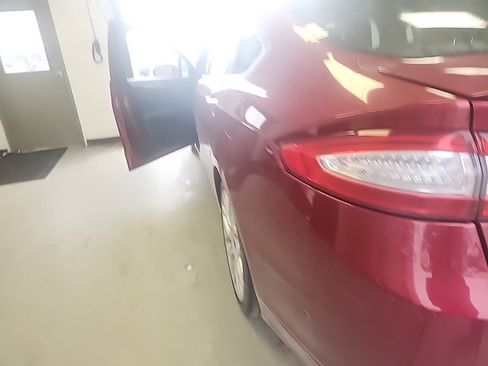 Used 2014 Ford Fusion Titanium image 8