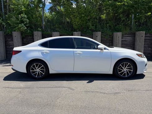Used 2016 Lexus ES 350 FWD image 9