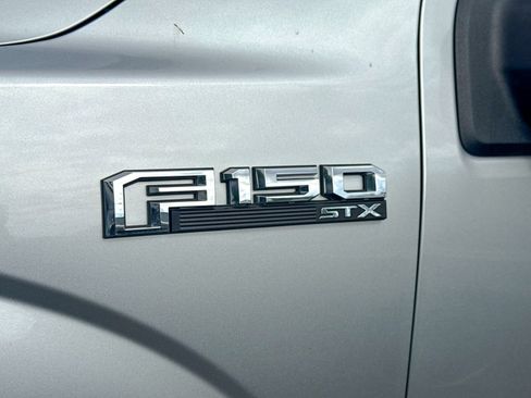 Used 2019 Ford F150 XL w/ Equipment Group 101A Mid AWD/4WD image 3