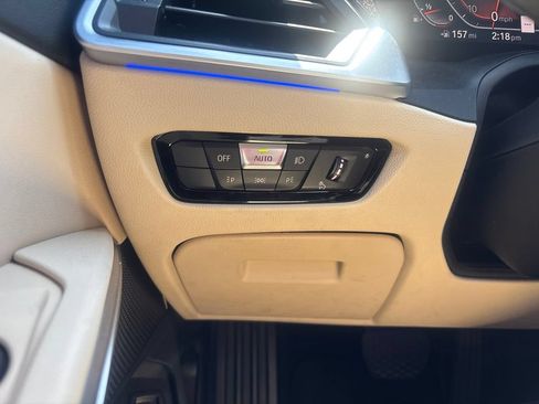Used 2020 BMW 330i Sedan w/ Driving Assistance Package RWD image 17