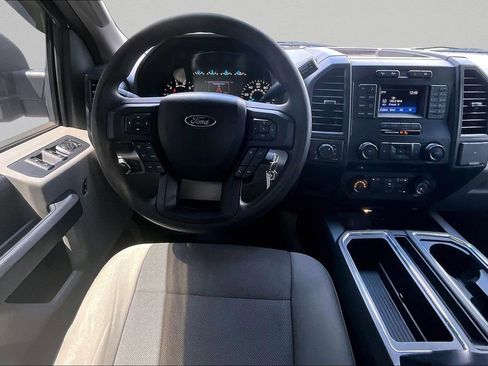 Used 2016 Ford F150 XL w/ Equipment Group 101A Mid AWD/4WD image 10