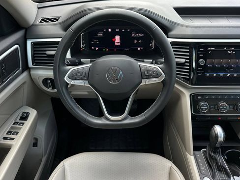 Used 2023 Volkswagen Atlas SEL AWD/4WD image 14