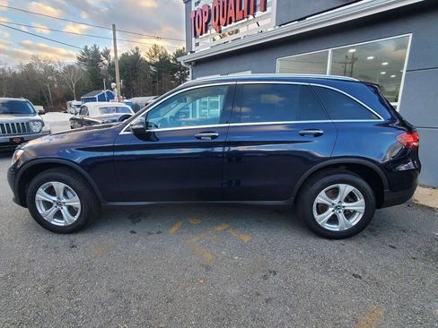 Used 2017 Mercedes-Benz GLC 300 4MATIC image 6