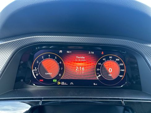 New 2026 Volkswagen Atlas Peak Edition image 8