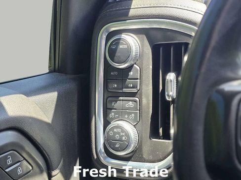Used 2020 GMC Sierra 2500 Denali w/ Denali Ultimate Package AWD/4WD image 14