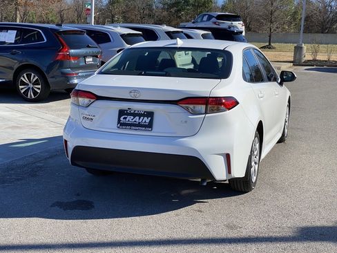 Used 2026 Toyota Corolla LE image 8