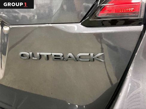 Used 2025 Subaru Outback Onyx Edition AWD/4WD image 10