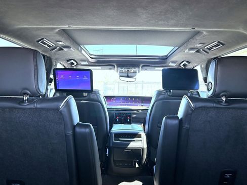 Certified 2025 Cadillac Escalade Sport Platinum AWD/4WD image 20