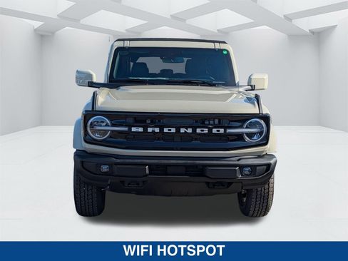 New 2026 Ford Bronco Outer Banks AWD/4WD image 9