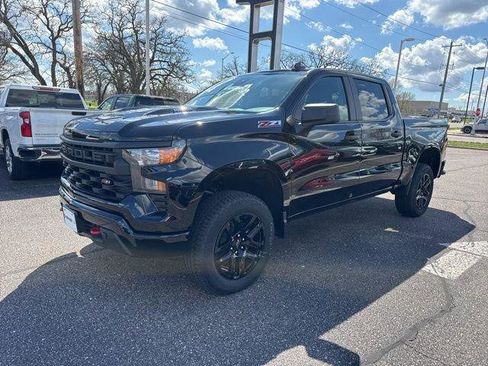 New 2026 Chevrolet Silverado 1500 Custom Trail Boss AWD/4WD image 3