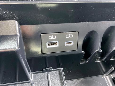 Used 2025 Toyota Tundra SR5 image 38