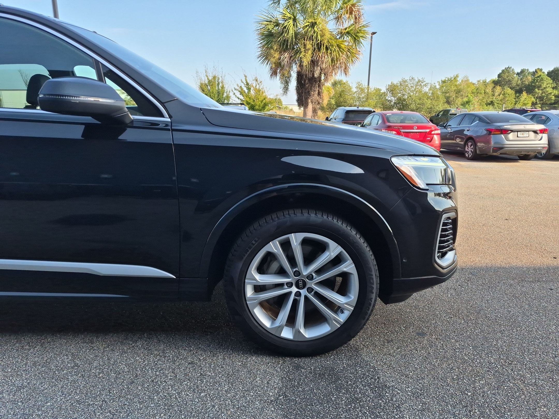 Used 2025 Audi Q7 3.0T Premium Plus AWD/4WD image 11
