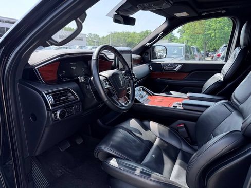 Used 2019 Lincoln Navigator L Reserve AWD/4WD image 24