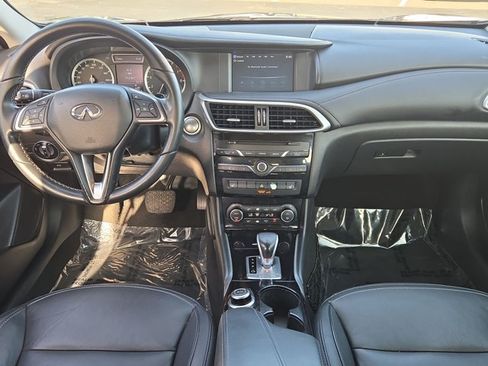 Used 2017 INFINITI QX30 w/ Cargo Package FWD image 17