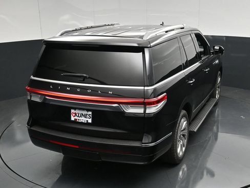 Used 2024 Lincoln Navigator Premiere AWD/4WD image 48