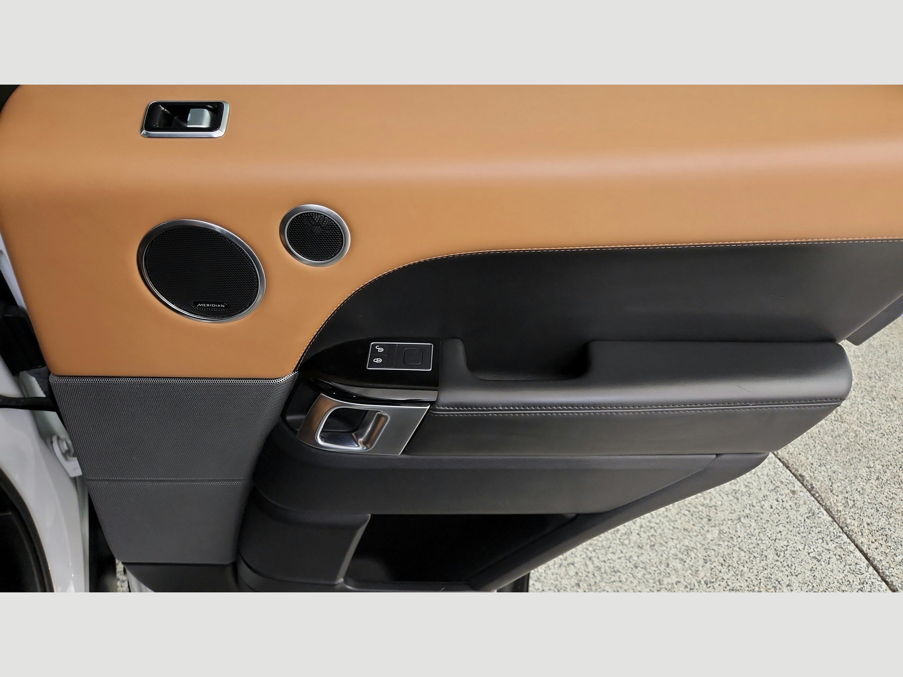 Used 2019 Land Rover Range Rover Sport HSE Dynamic AWD/4WD image 33