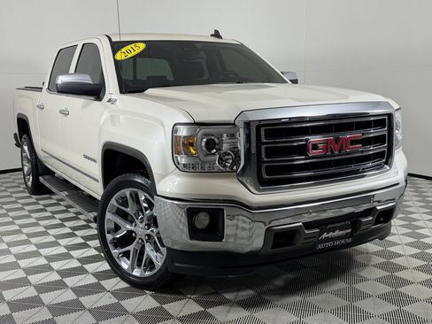 Used 2015 GMC Sierra 1500 SLT w/ SLT Crew Cab Value Package image 2