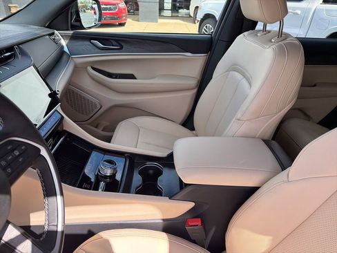 New 2026 Jeep Grand Cherokee Limited AWD/4WD image 27