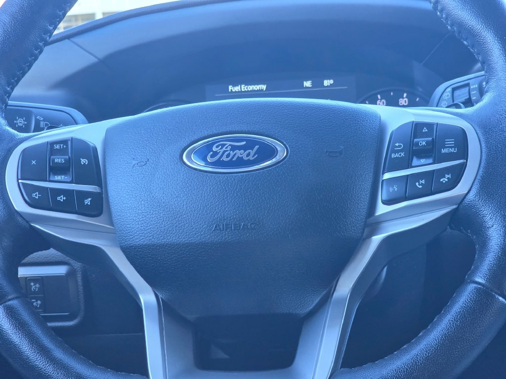 Used 2021 Ford Explorer XLT w/ Equipment Group 202A AWD/4WD image 19