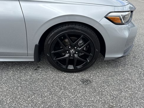 Certified 2025 Honda Civic Sport image 13