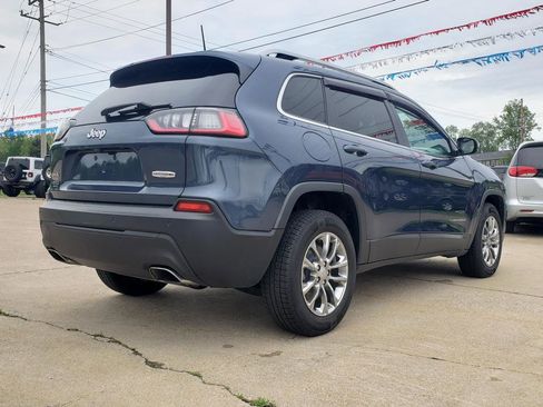 Certified 2021 Jeep Cherokee Latitude Lux w/ Comfort/Convenience Group AWD/4WD image 3