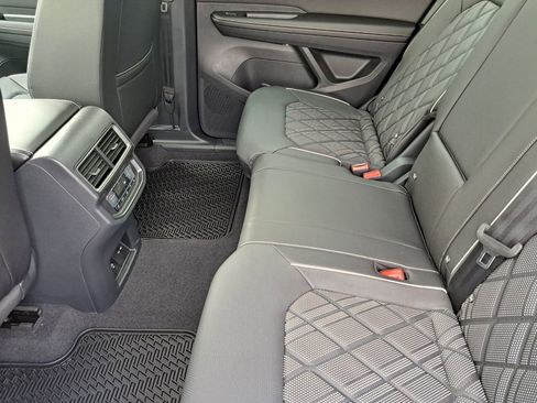 New 2026 Volkswagen Atlas SEL Premium R-Line image 23