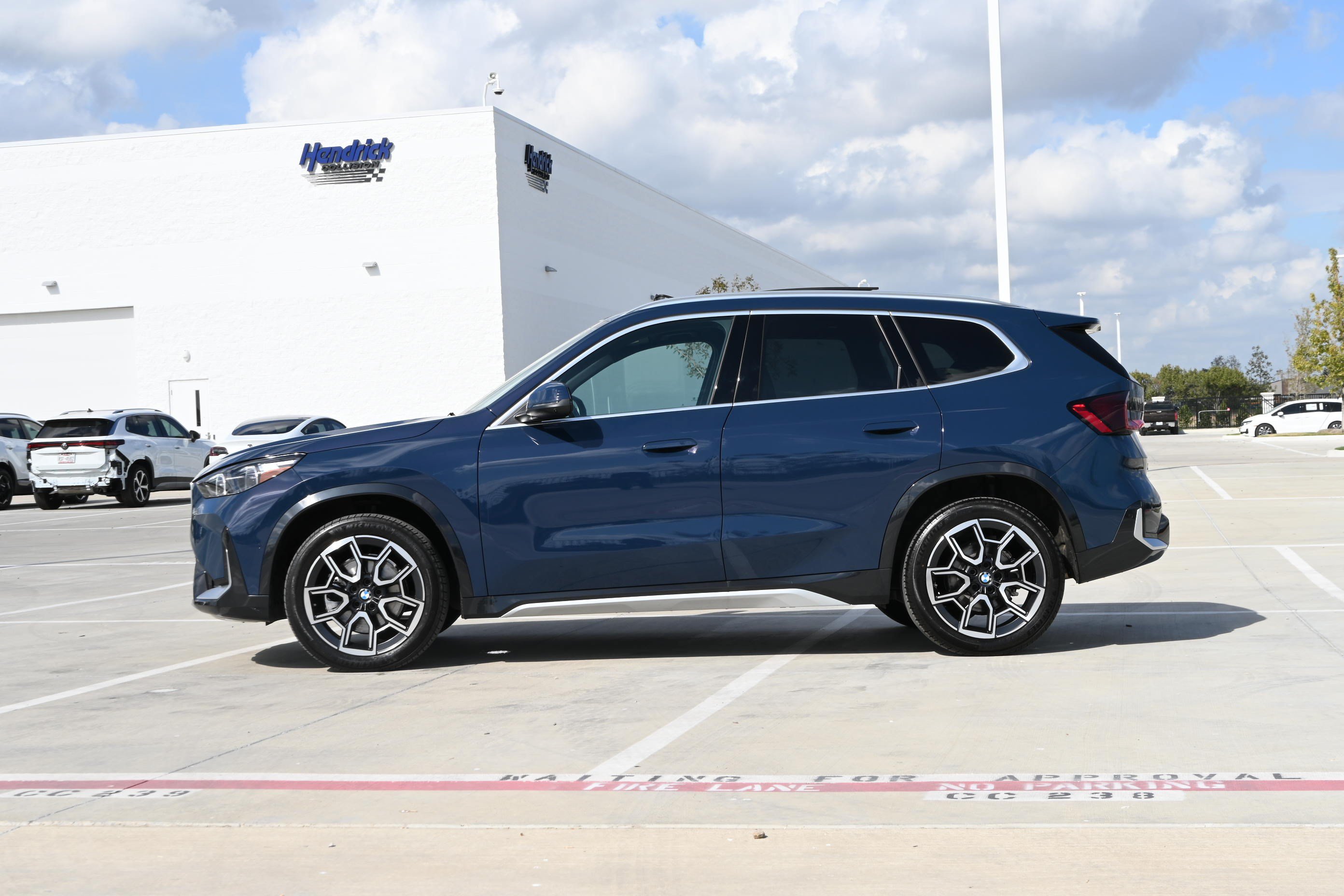 Used 2026 BMW X1 xDrive28i AWD/4WD image 6