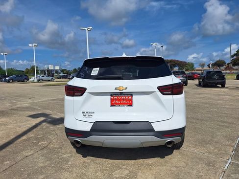 Used 2025 Chevrolet Blazer LT FWD image 6