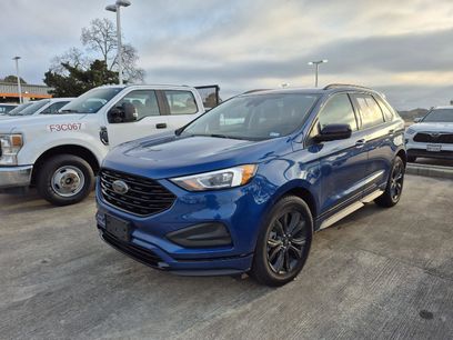Certified 2022 Ford Edge SE w/ Black Appearance Package
