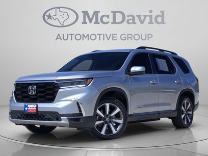 Certified 2025 Honda Pilot Touring