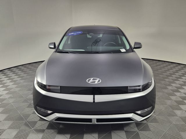 Certified 2024 Hyundai Ioniq 5 SEL AWD/4WD image 8