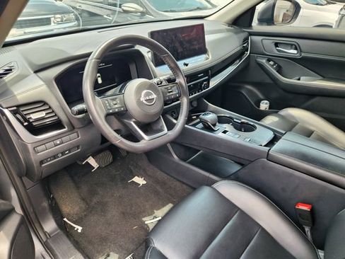 Used 2024 Nissan Rogue SL w/ SL Premium Package FWD image 8