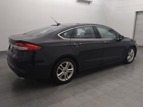 Used 2018 Ford Fusion SE w/ Fusion SE Technology Package image 10