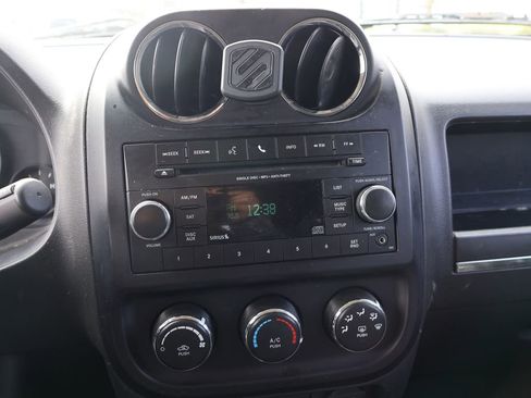 Used 2016 Jeep Patriot Sport w/ Power Value Group image 10