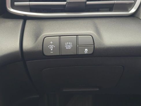 New 2026 Hyundai Elantra Hybrid FWD image 24