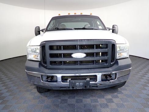 Used 2006 Ford F250 XL AWD/4WD image 7