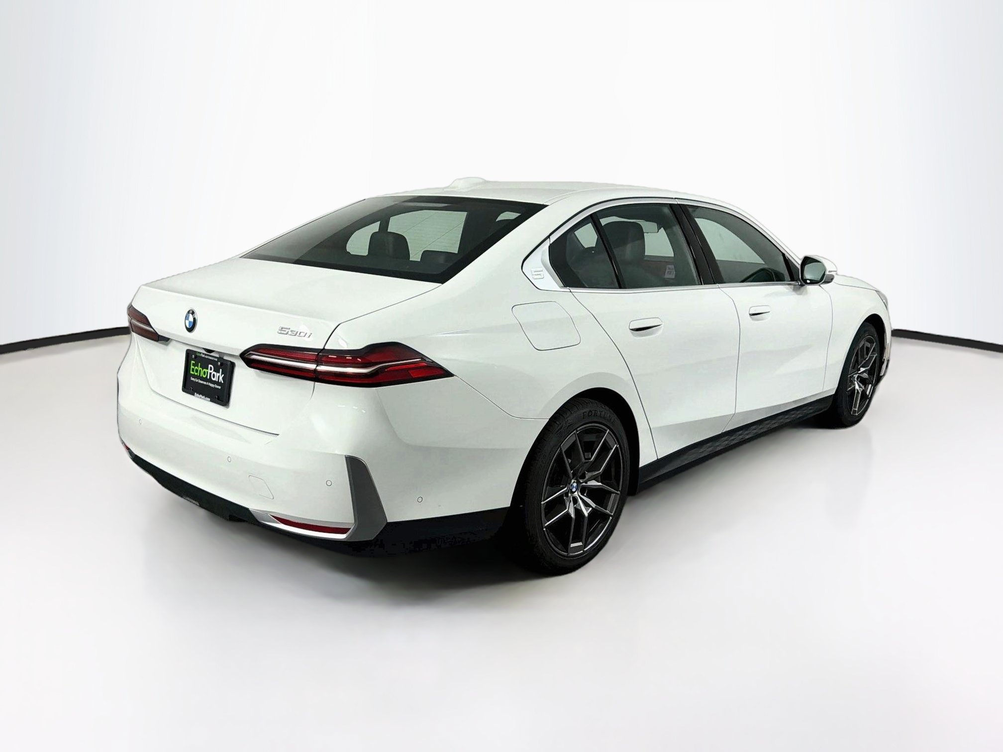 Used 2026 BMW 530i RWD image 9