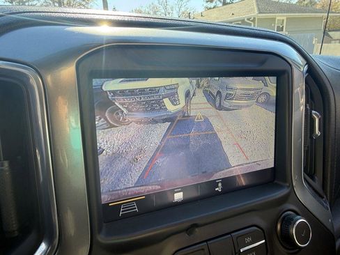 Used 2019 Chevrolet Silverado 1500 LT Trail Boss image 19